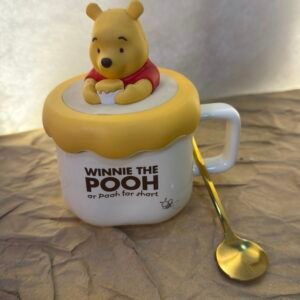 Winnie the Pooh Mug with Lid & Spoon